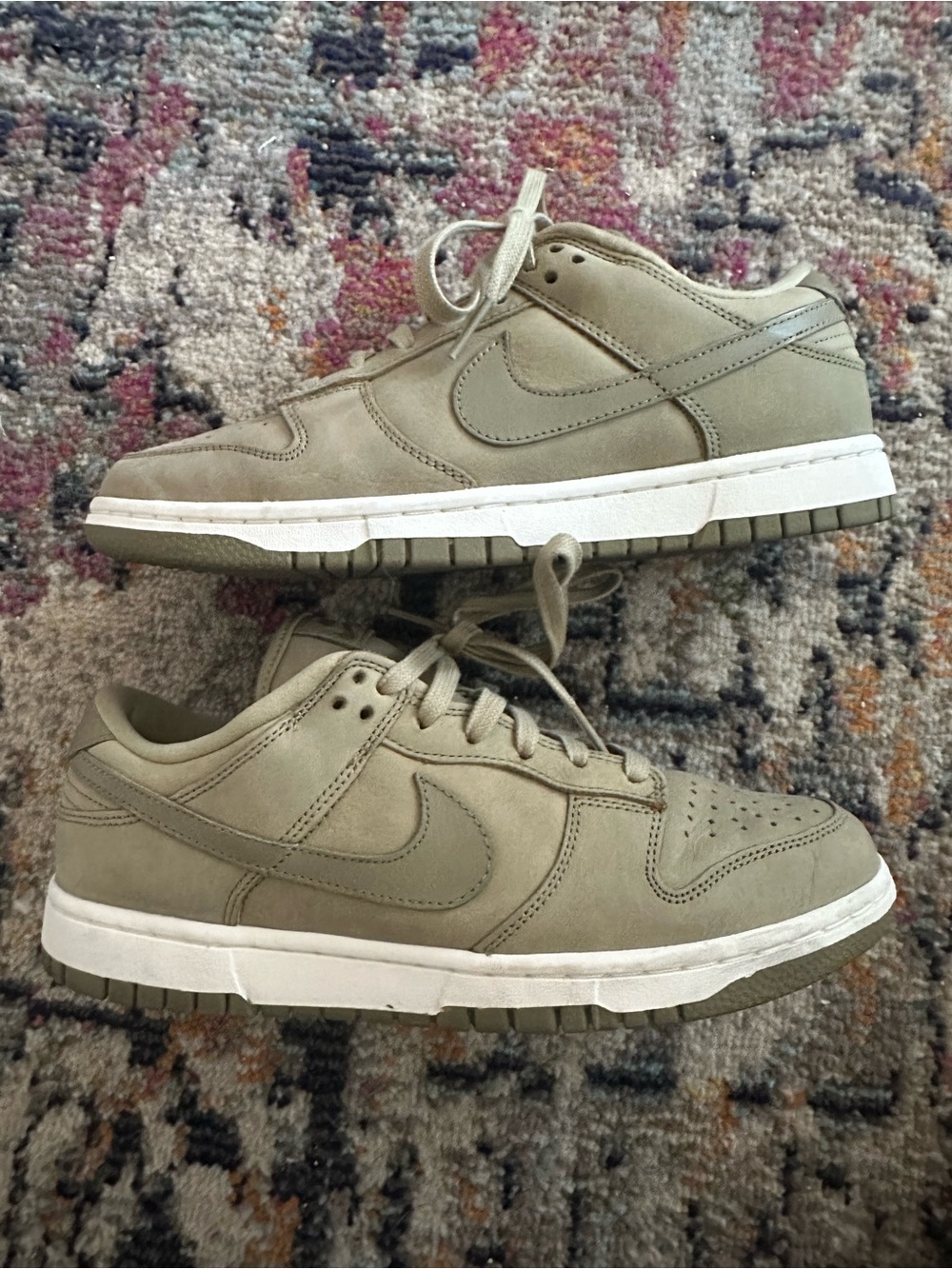 Nike Dunk Low Olive/Khaki Women’s Size 8.5